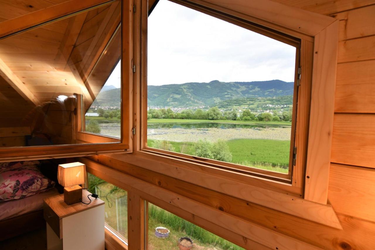 Holiday House By The Lake Plav Exterior foto